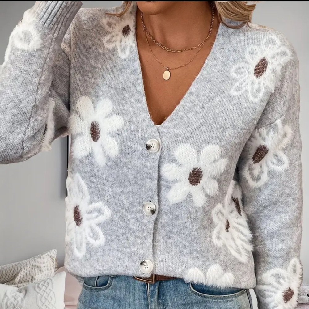Women’s Floral Knitted Cardigan